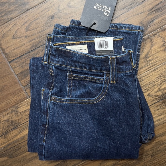 Levis Premium 70s High Slim Straight Jean Sonoma Wash - Picture 9 of 12